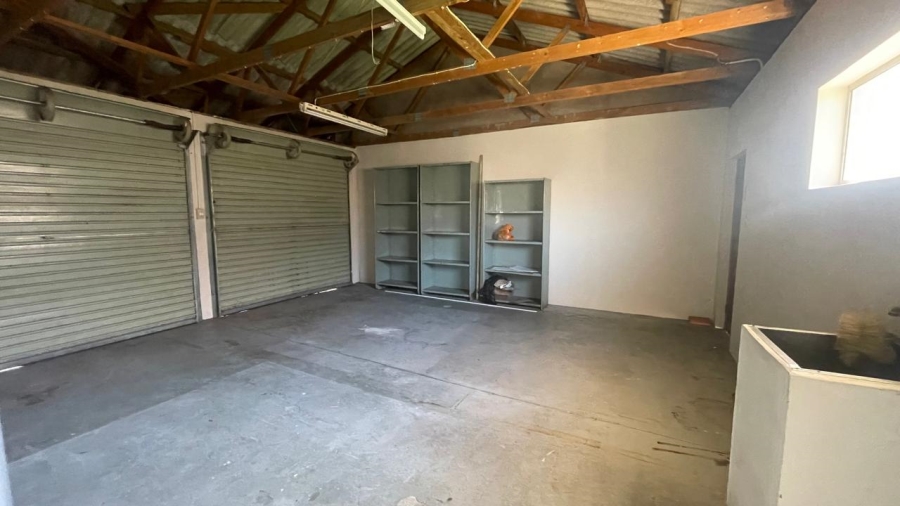 2 Bedroom Property for Sale in Cambridge Eastern Cape